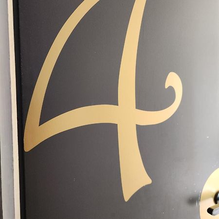 Hotel Le Petit Montmartre Dinard Esterno foto