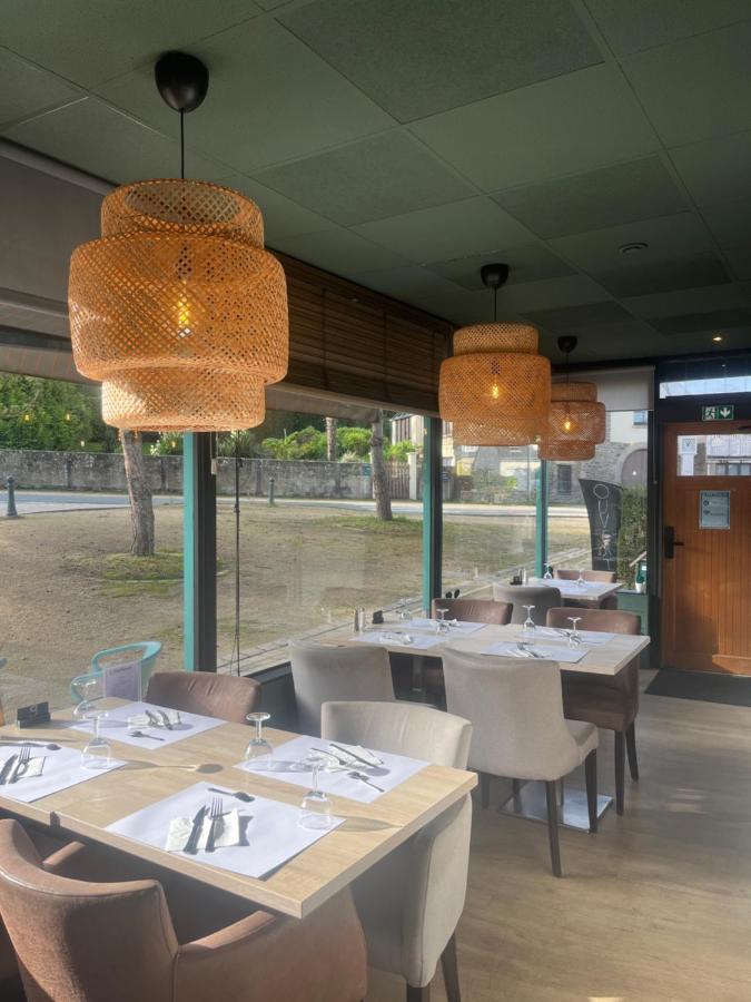 Hotel Le Petit Montmartre Dinard Esterno foto